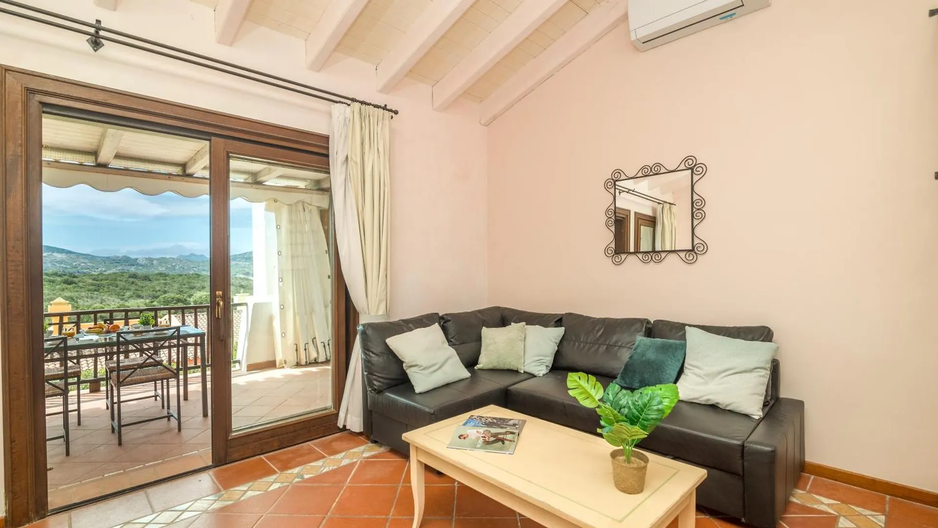 Appartement Cdt Cala Del Faro - Happy Rentals Porto Cervo Italië